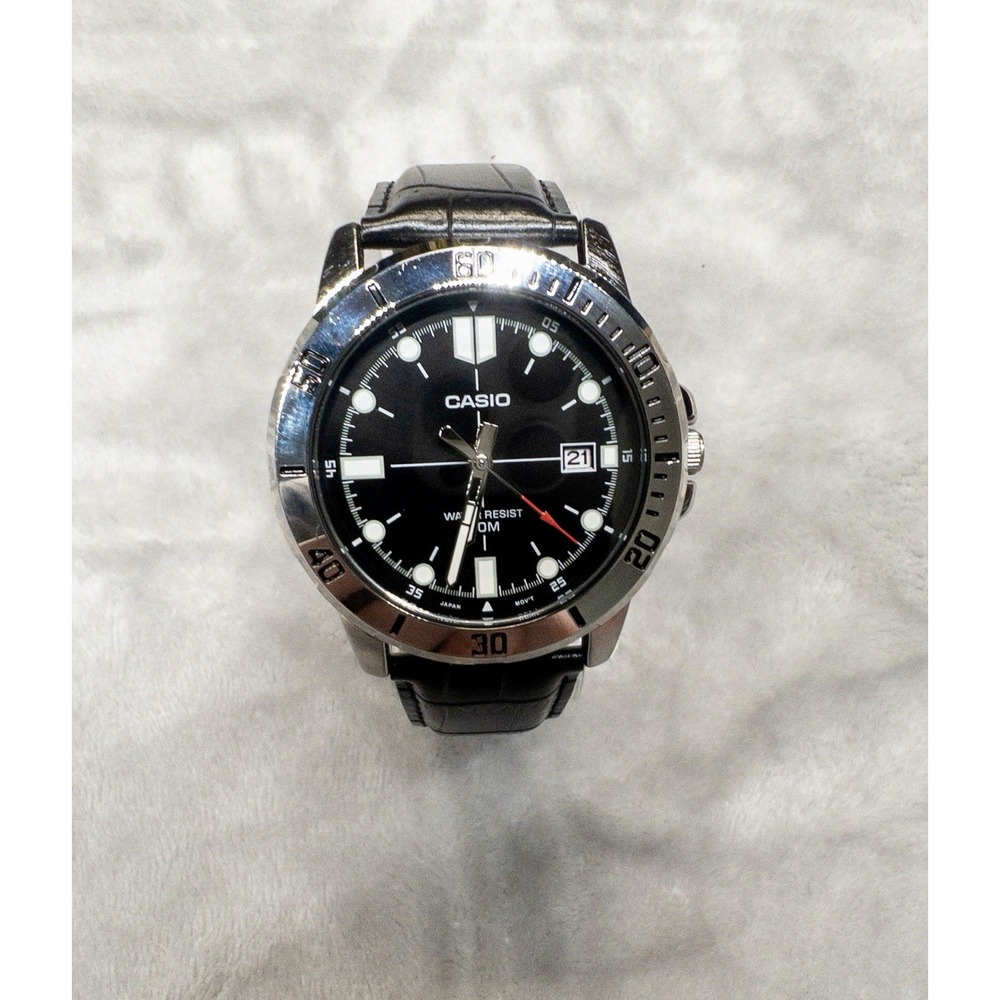Casio MTP-VD01 Mens 43mm Day Indicator Watch Black Leather Band New Battery